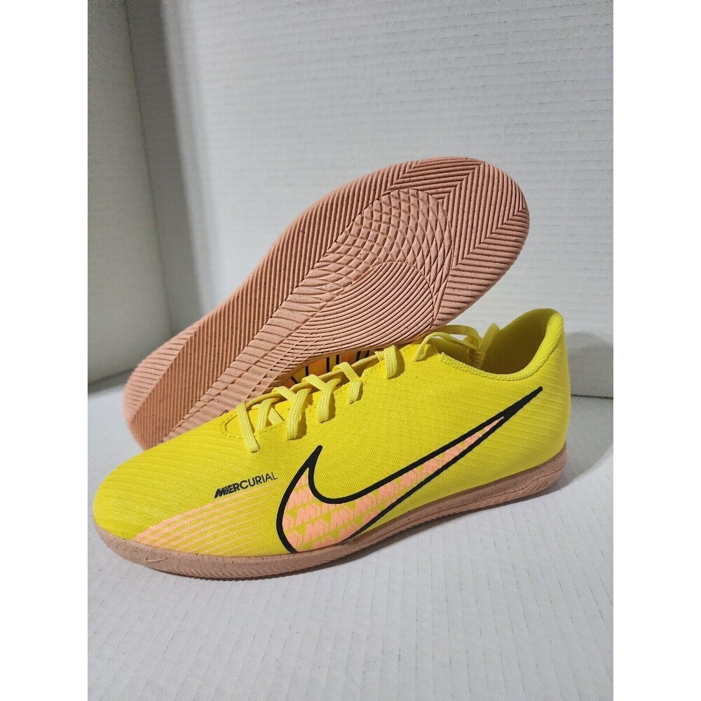 Men's Nike Mercurial Vapor 15 turf Soccer Shoes Size 7 Yellow indoor DJ5969-780